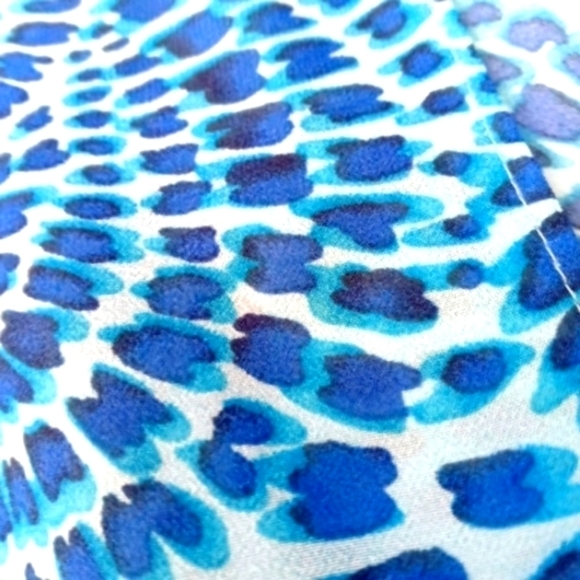 Zac & Rachel Lg Blue/Aqua Abstract/Geometric Pattern 100% Polyester Blouse - Picture 8 of 9